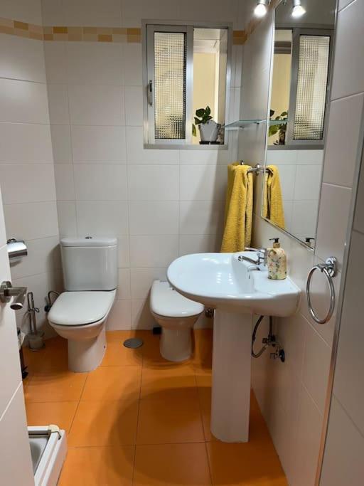 Triana Family Suites Sevilla Exteriör bild