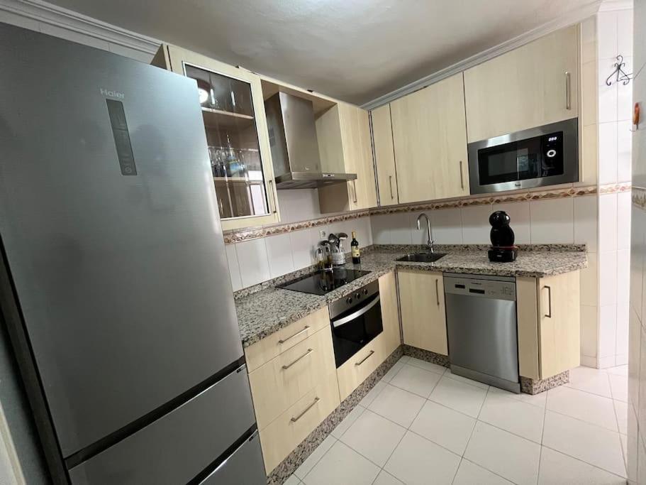 Triana Family Suites Sevilla Exteriör bild